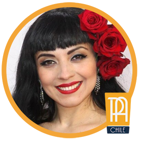 Mon Laferte show cantante Portal de Artistas Chile